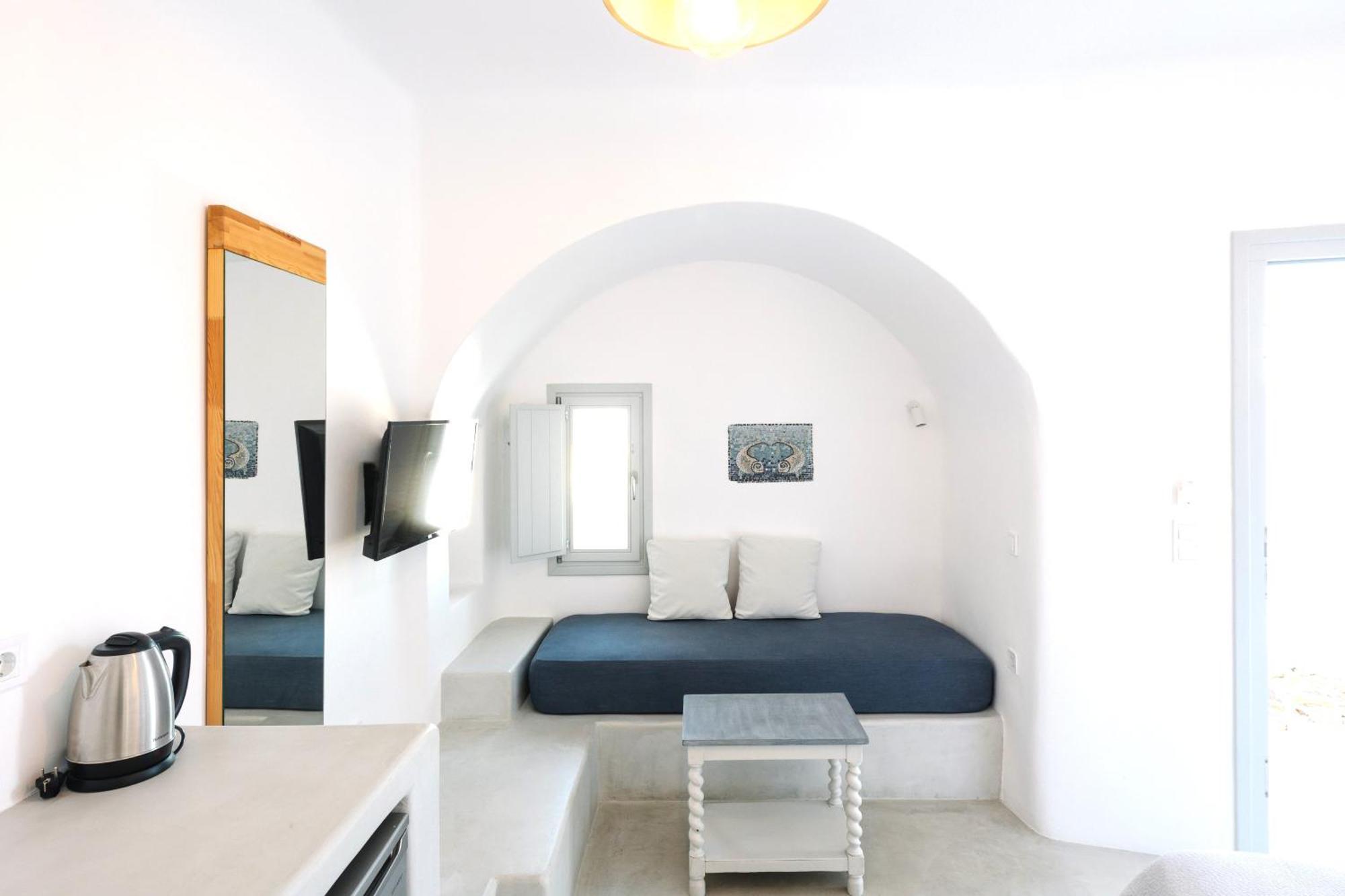 White Loft Hotell Ios Exteriör bild