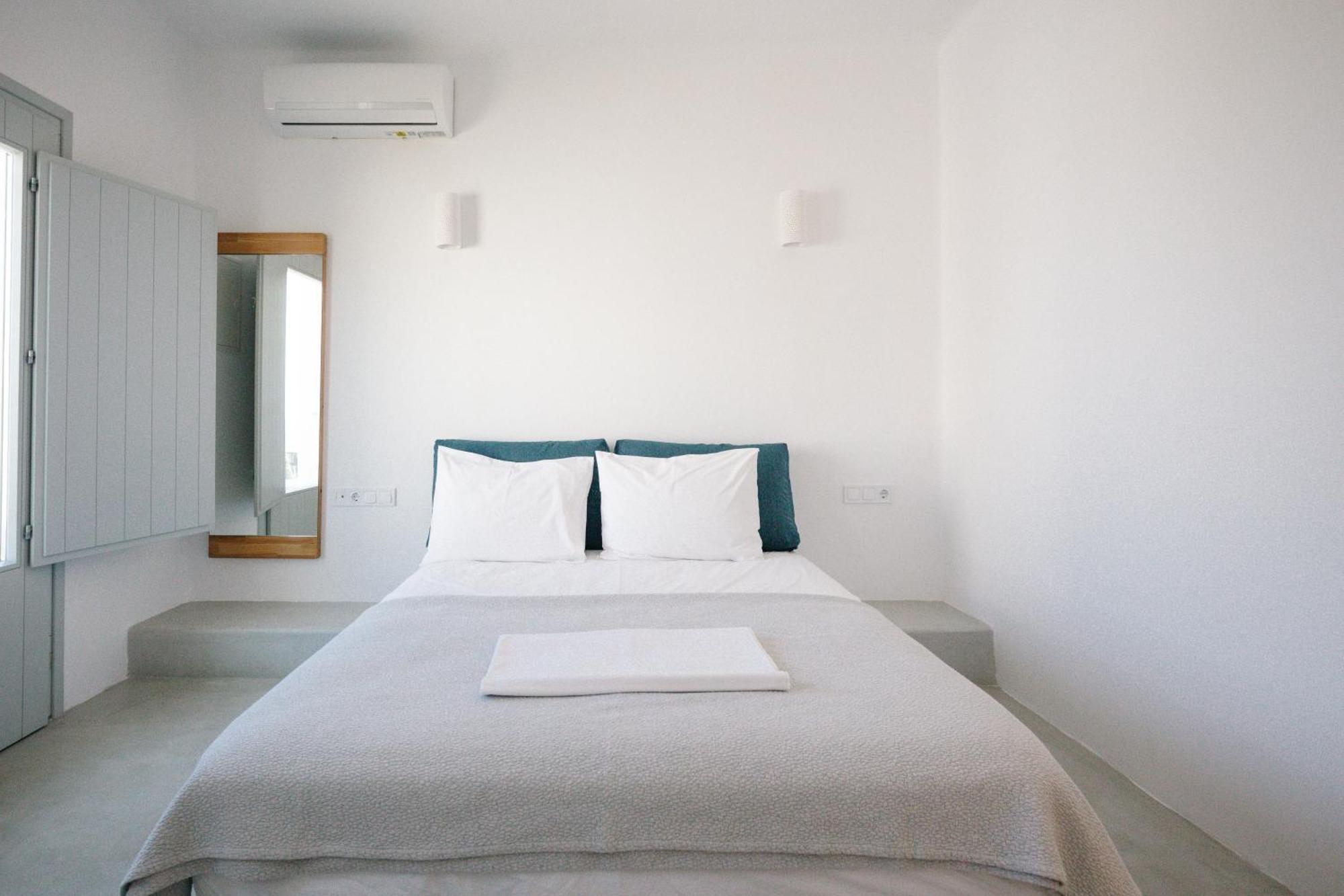 White Loft Hotell Ios Exteriör bild